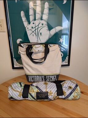 Victoria’s Secret Logo Print Two in One Tote, Canvas Thermal Bag, Picnic Blanket